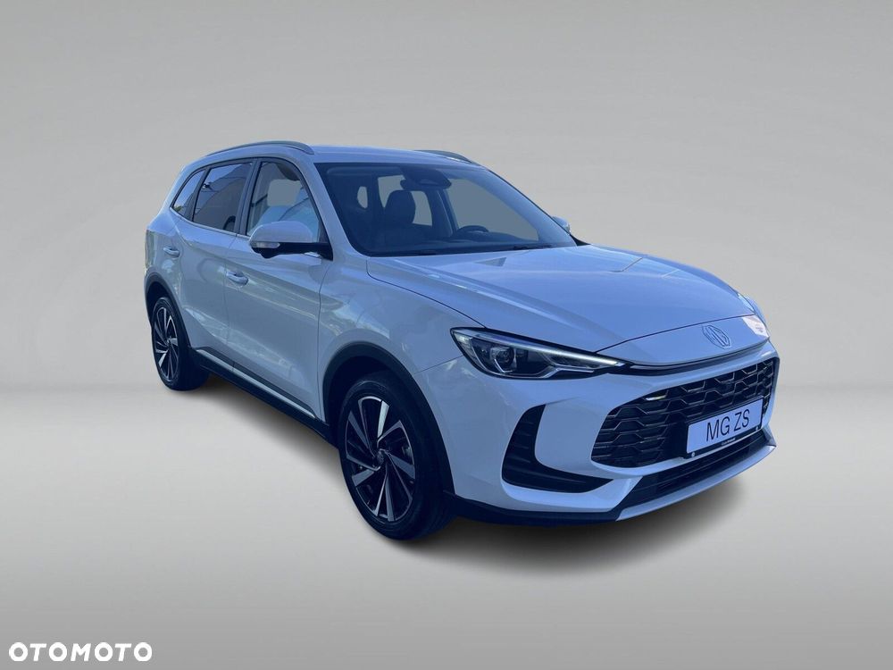 MG ZS Hybrid+ - 23