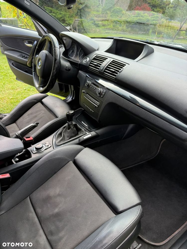 BMW Seria 1 123d DPF Edition Sport - 22