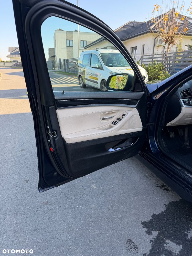 BMW Seria 5 - 16