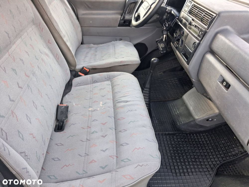 Volkswagen Transporter T4 - 7