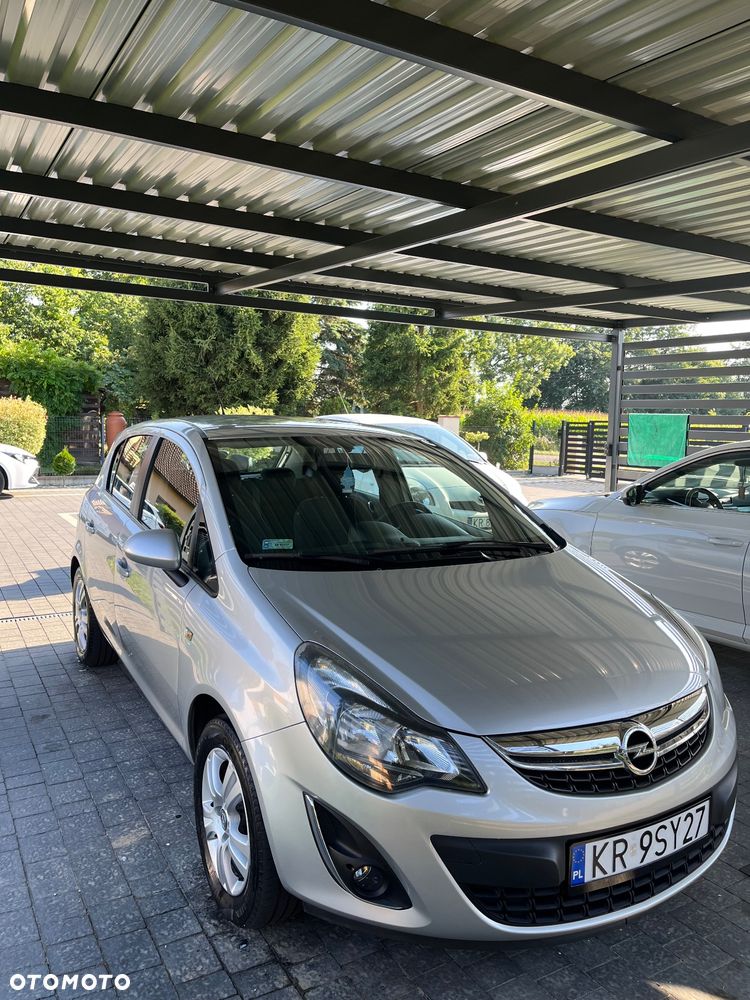 Opel Corsa 1.2 16V Cosmo - 2