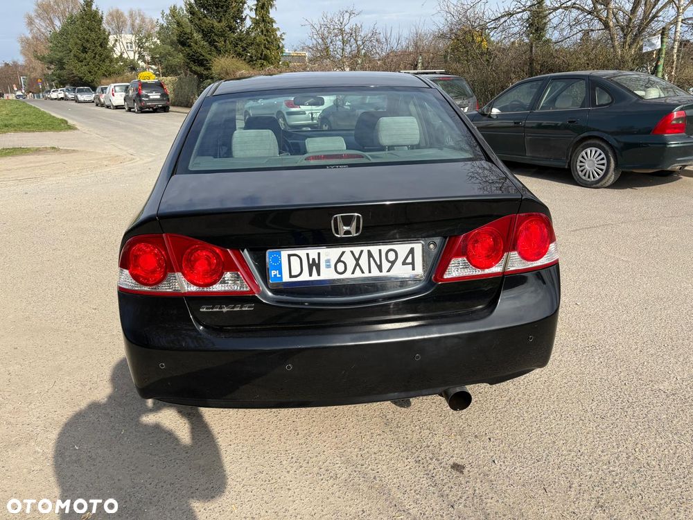 Honda Civic 1.8 Comfort - 4