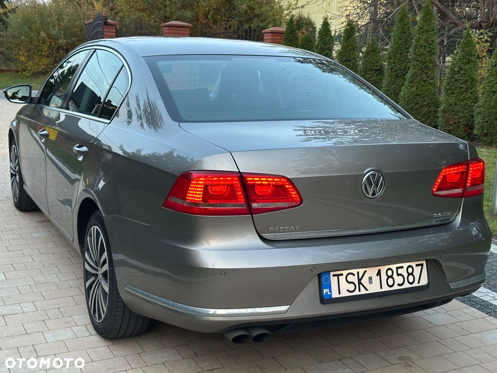Volkswagen Passat 2.0 TDI Comfortline - 15