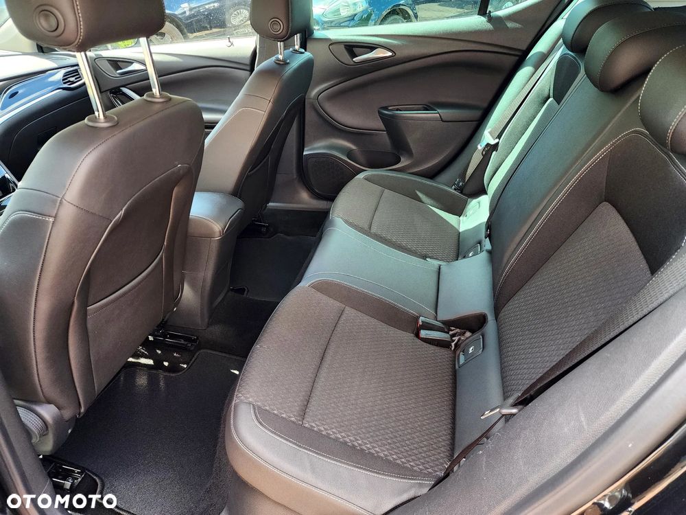 Opel Astra 1.4 Turbo Start/Stop Innovation - 32