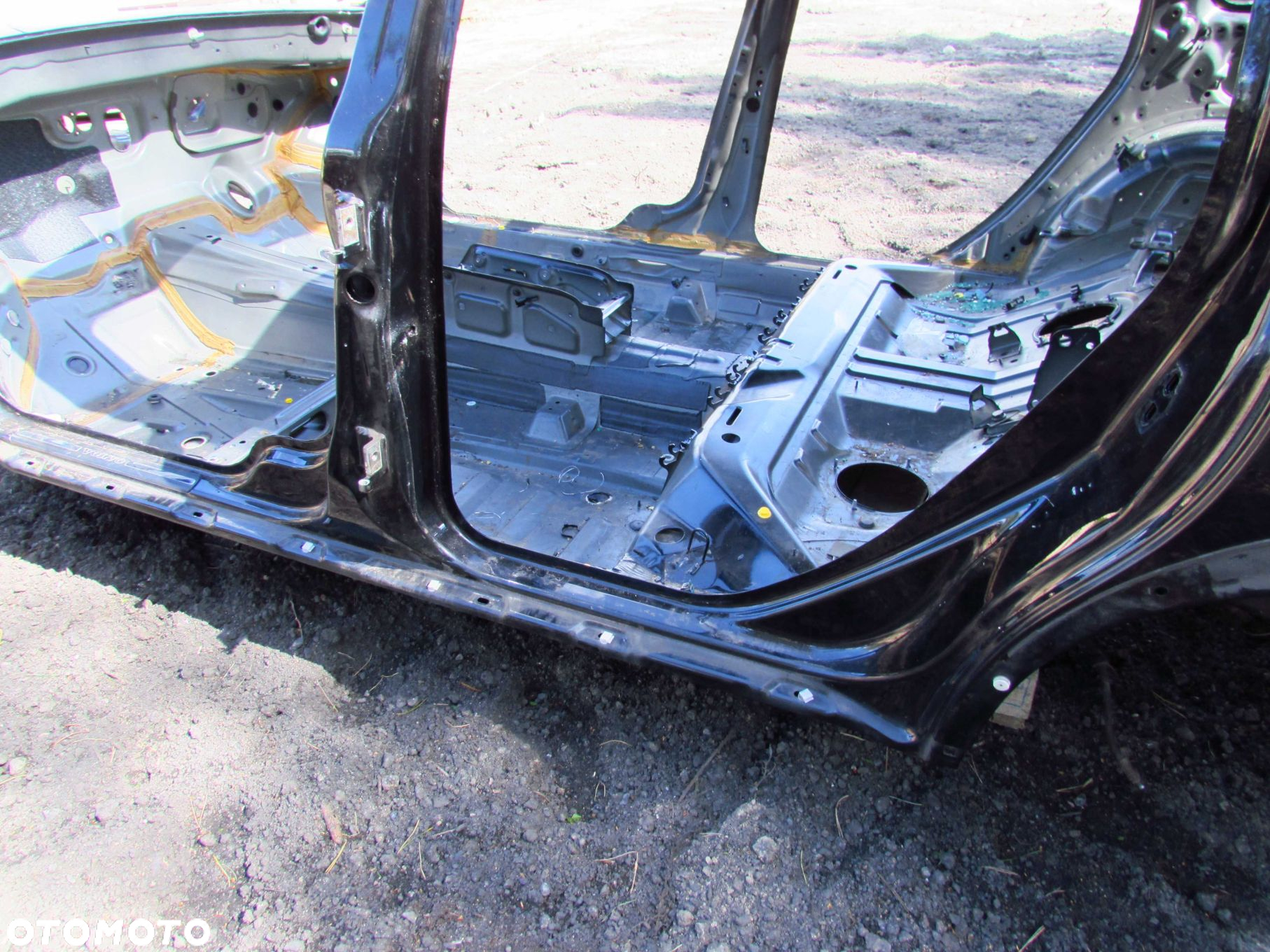 VOLVO S60 V70 II XC70 99-09 PROG SLUPEK CWIARTKA CIETA LEWA 452-26 - 3