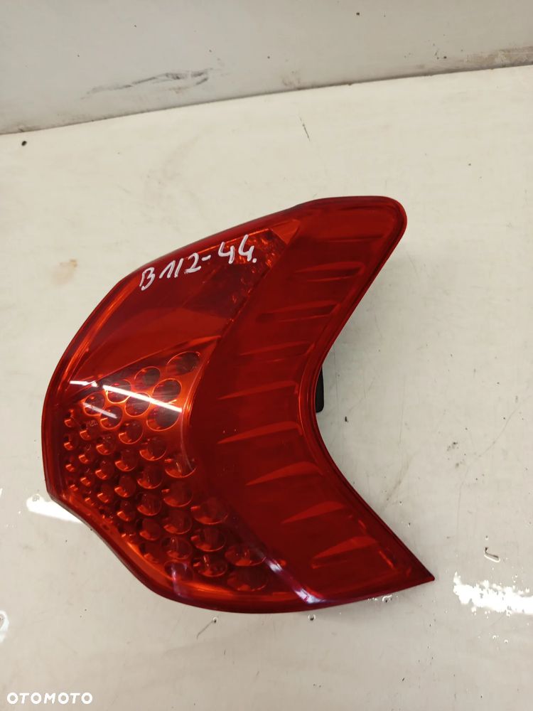 + LAMPA TYŁ TYLNA PRAWA PEUGEOT 3008 - 2