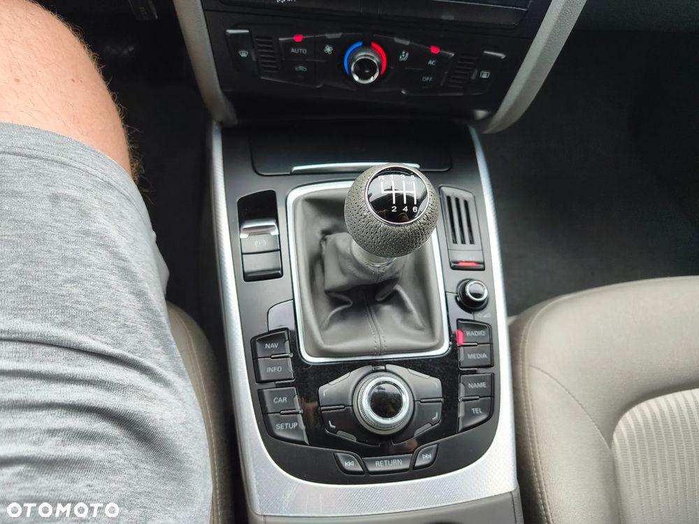 Audi A4 Avant 2.0 TDI e DPF Ambiente - 15