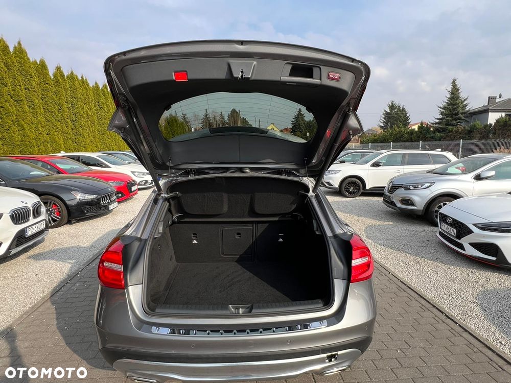 Mercedes-Benz GLA 200 (CDI) d AMG Line - 10