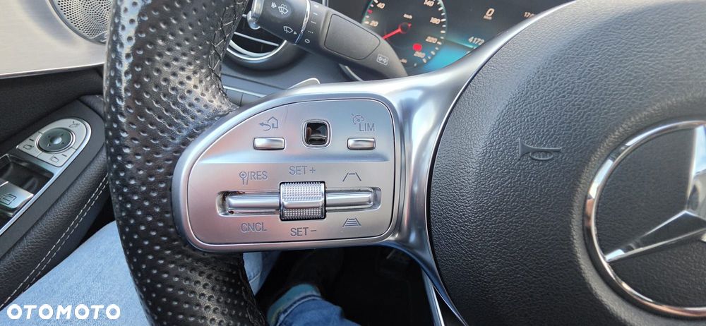 Mercedes-Benz Klasa C 220 d 9G-TRONIC - 16