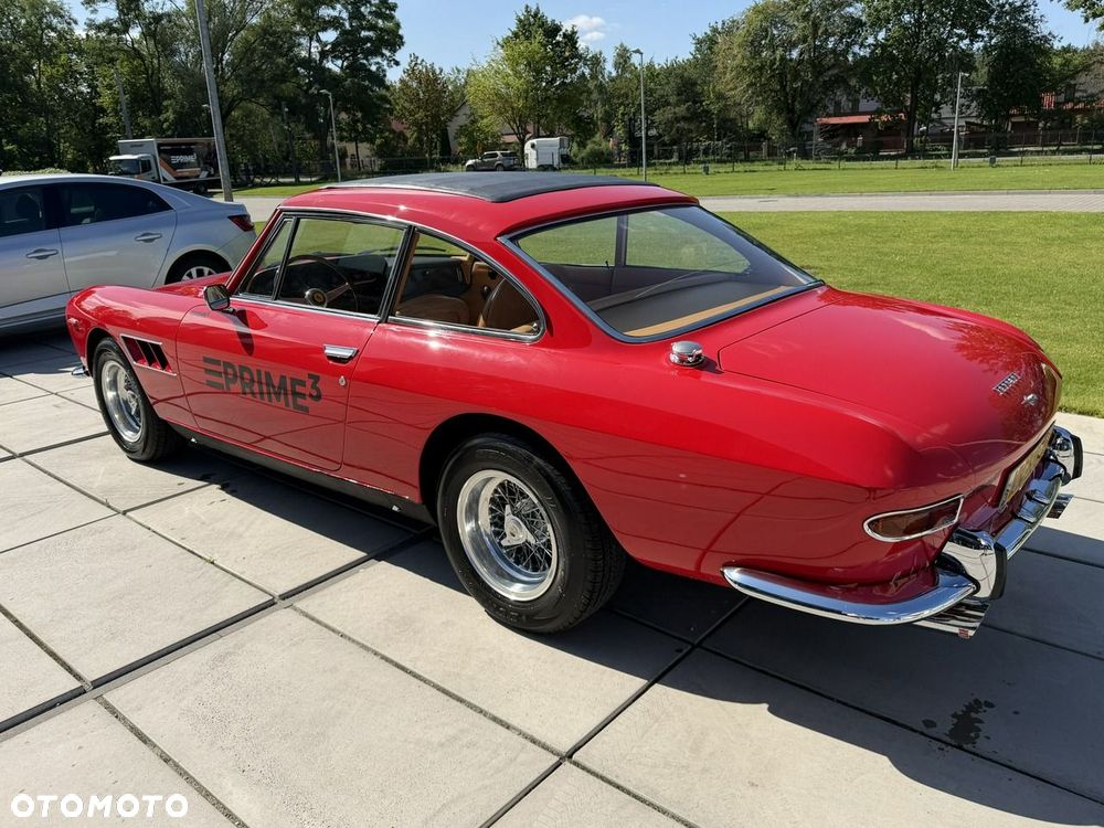 Ferrari 330 - 6