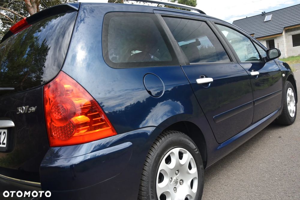 Peugeot 307 SW 110 OXYGO - 10