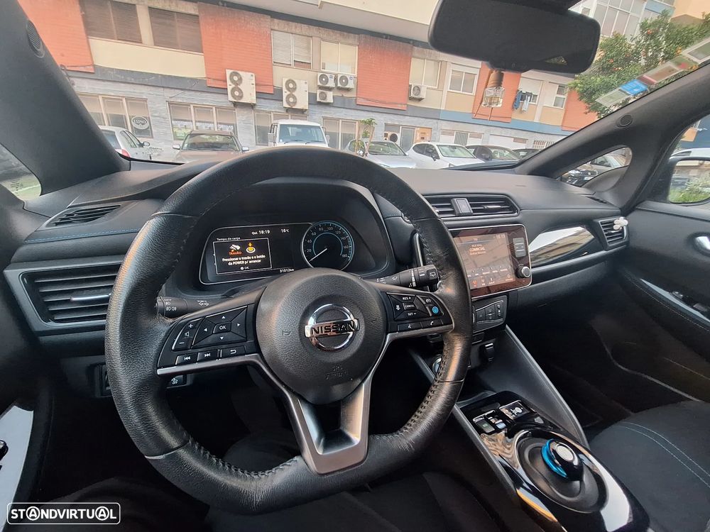 Nissan Leaf N-Connecta - 11
