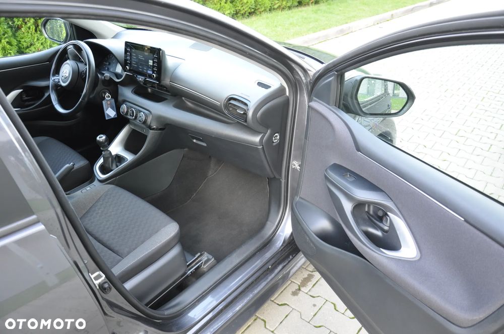 Toyota Yaris 1.5 Comfort - 12