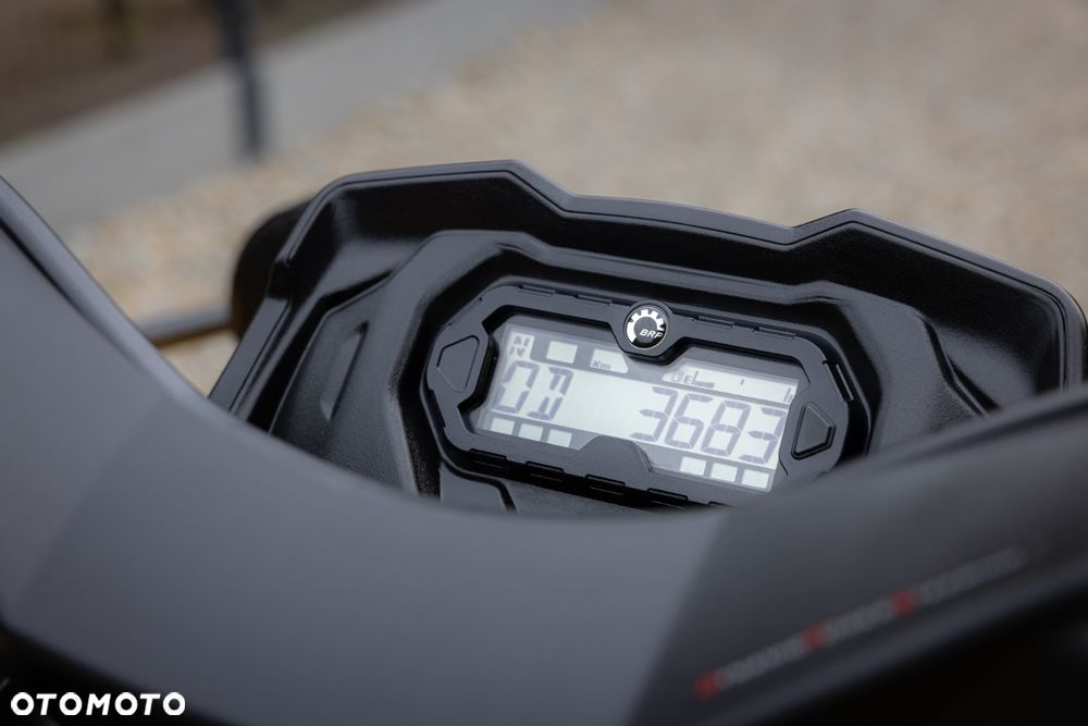 Can-Am Outlander Max - 23