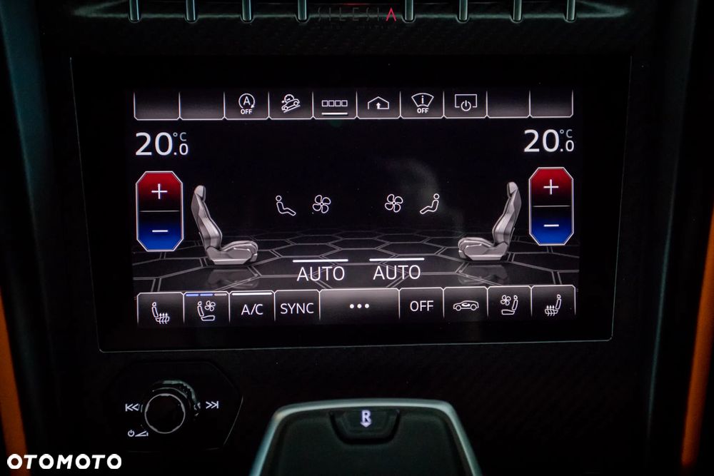 Lamborghini Urus Standard - 26