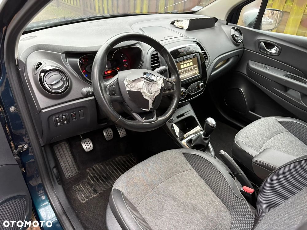 Renault Captur 0.9 Energy TCe Helly Hansen - 8