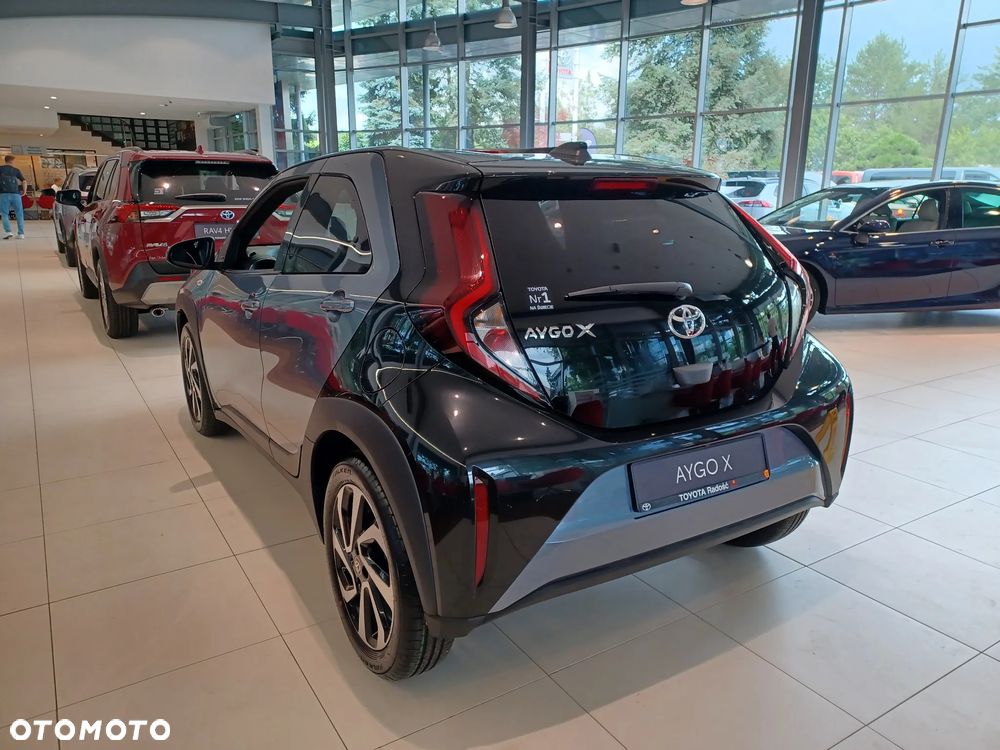Toyota Aygo X 1.0 VVT-i Style - 4