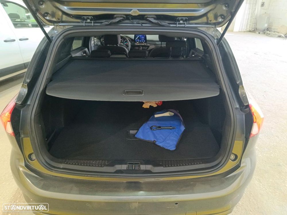 Ford Focus SW 1.0 EcoBoost MHEV ST-Line - 9