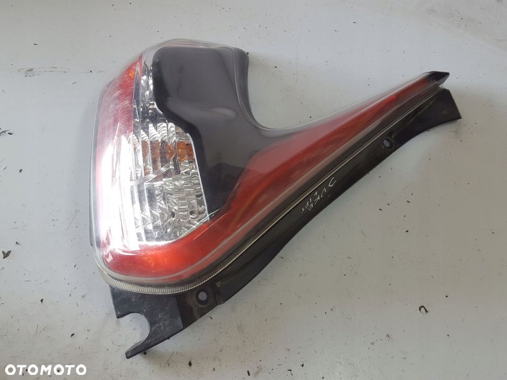 NISSAN JUKE I F15 LIFT 14-19r LAMPA LEWA TYŁ TYLNA - 4