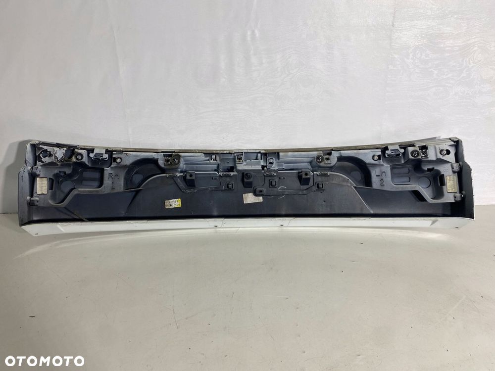 blenda klapy bagażnika tył renault clio iv kombi eu - 8