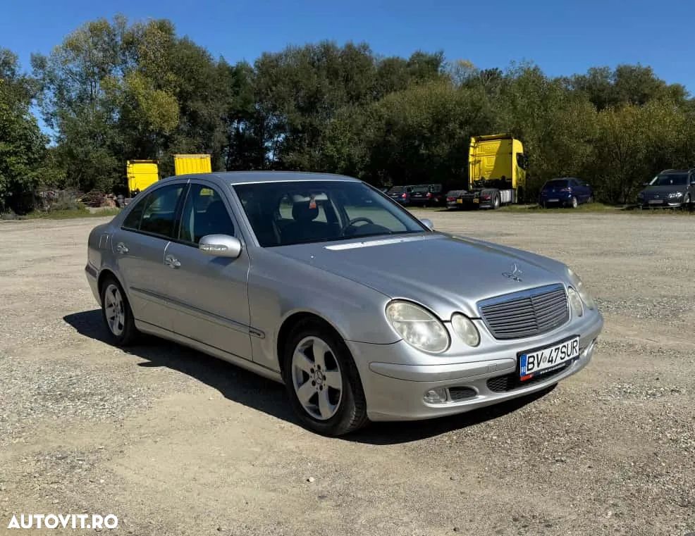 Mercedes-Benz E 270 CDI - 1