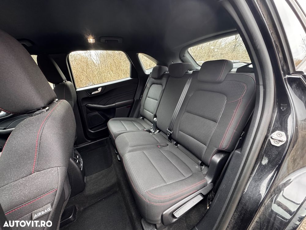 Ford Kuga 2.5 Duratec FHEV ST-LINE X - 38