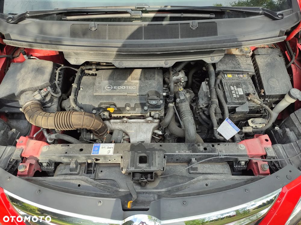 Opel Zafira Tourer 1.4 Turbo Edition - 12