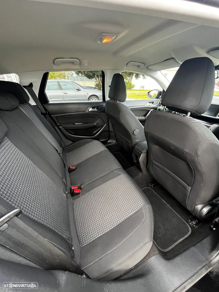 Peugeot 308 SW 1.5 BlueHDi Active - 23