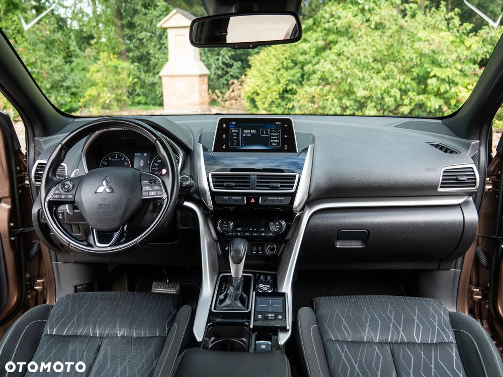 Mitsubishi Eclipse Cross 1.5 T Intense Plus CVT 4WD - 28