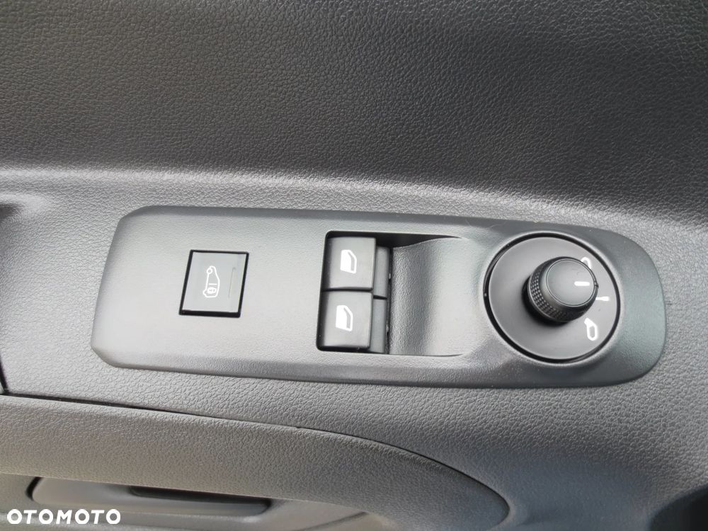 Peugeot PARTNER LONG ORYGINAŁ LAKIER i NISKI PRZEBIEG SALON PL. - 24