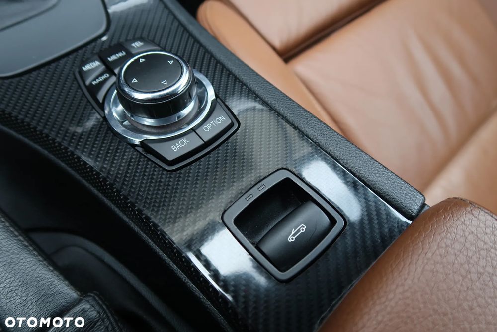 BMW Seria 3 335i - 33