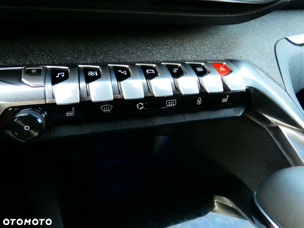 Peugeot 3008 2.0 HDi Premium - 16