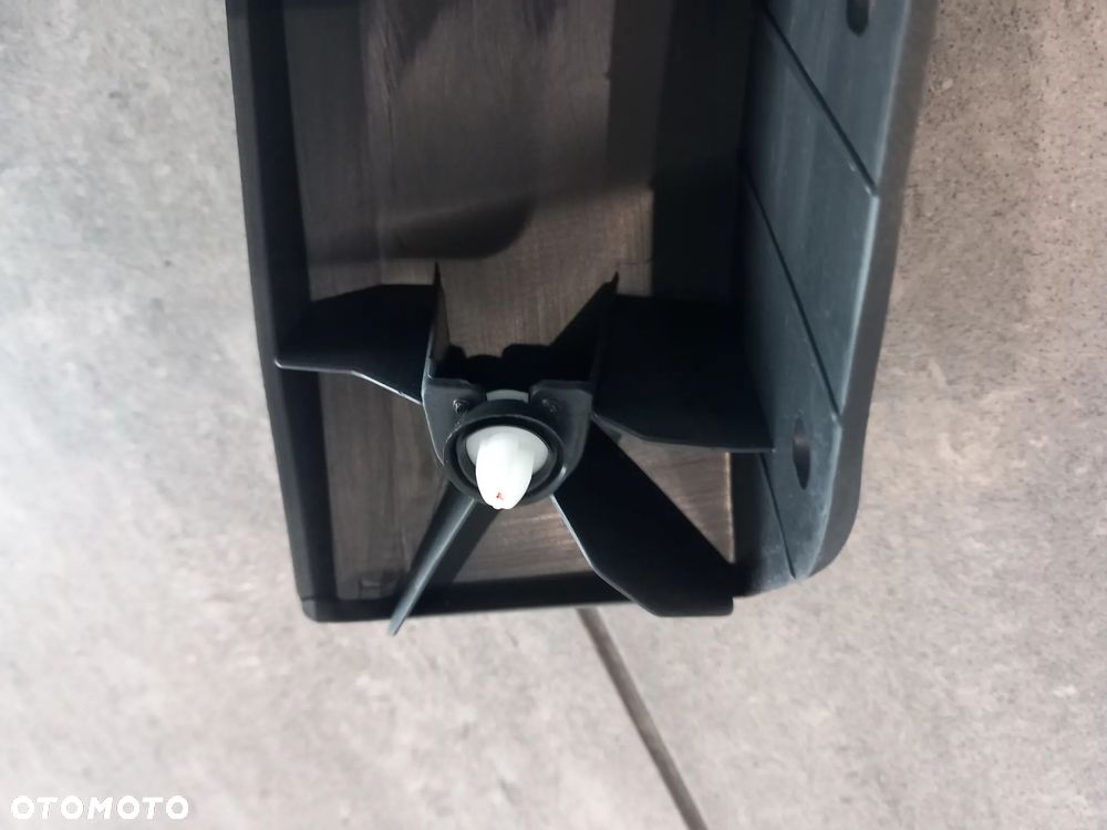 Listwa błotnika tył lewa Ford Transit 2014- 1948509 - 8