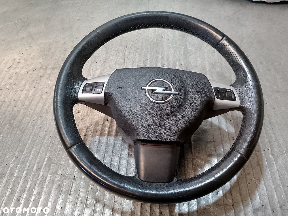 KIEROWNICA Z PODUSZKĄ OPEL VECTRA C 13143136  13112816 - 1