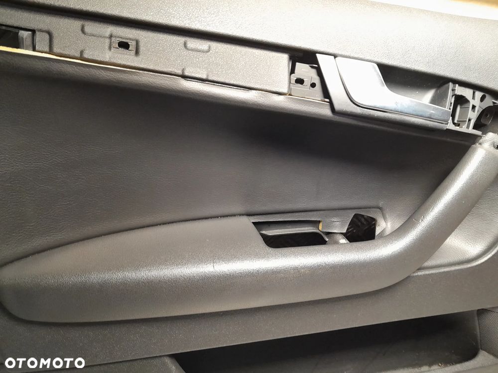 AUDI A3 8P BOCZKI DRZWI KOMPLET SPORTBACK SKÓRA - 10