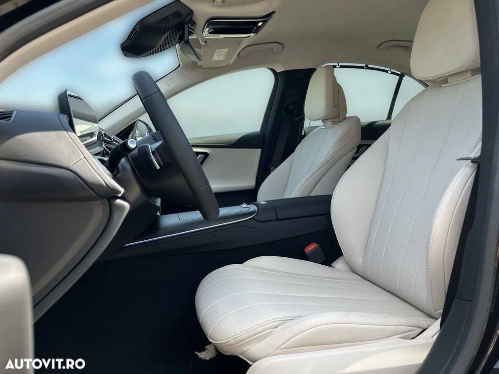 Mercedes-Benz E 200 4MATIC MHEV - 13