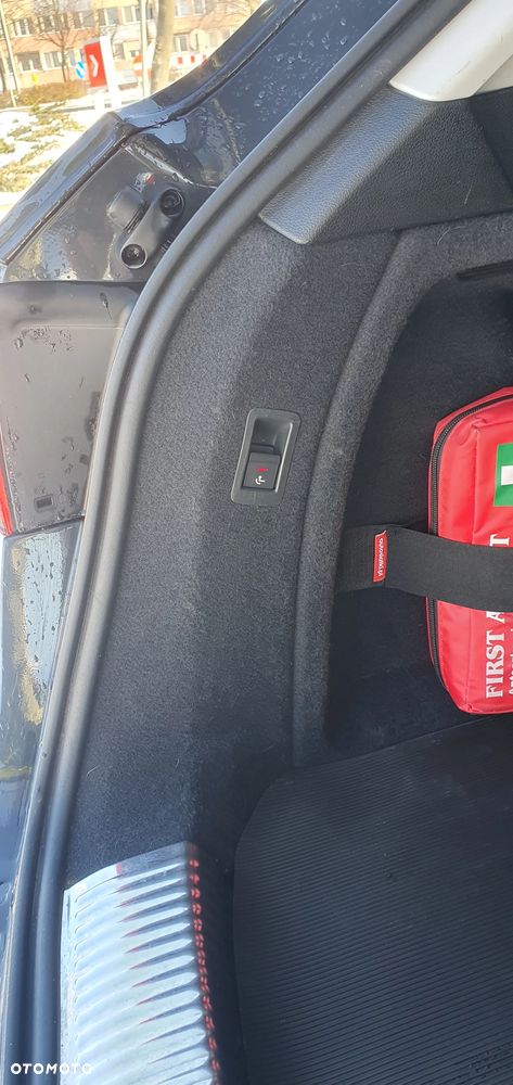 Audi A4 Avant 40 TFSI sport - 12