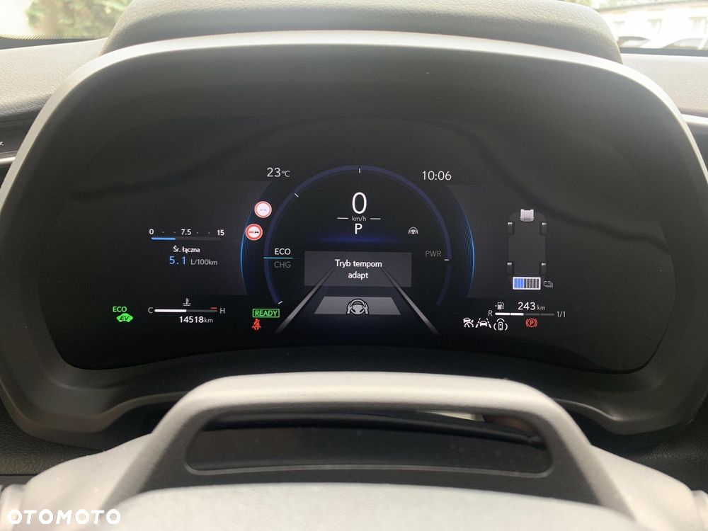 Lexus LBX 1.5 Hybrid Emotion - 9