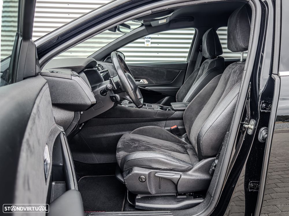 DS DS7 Crossback - 17
