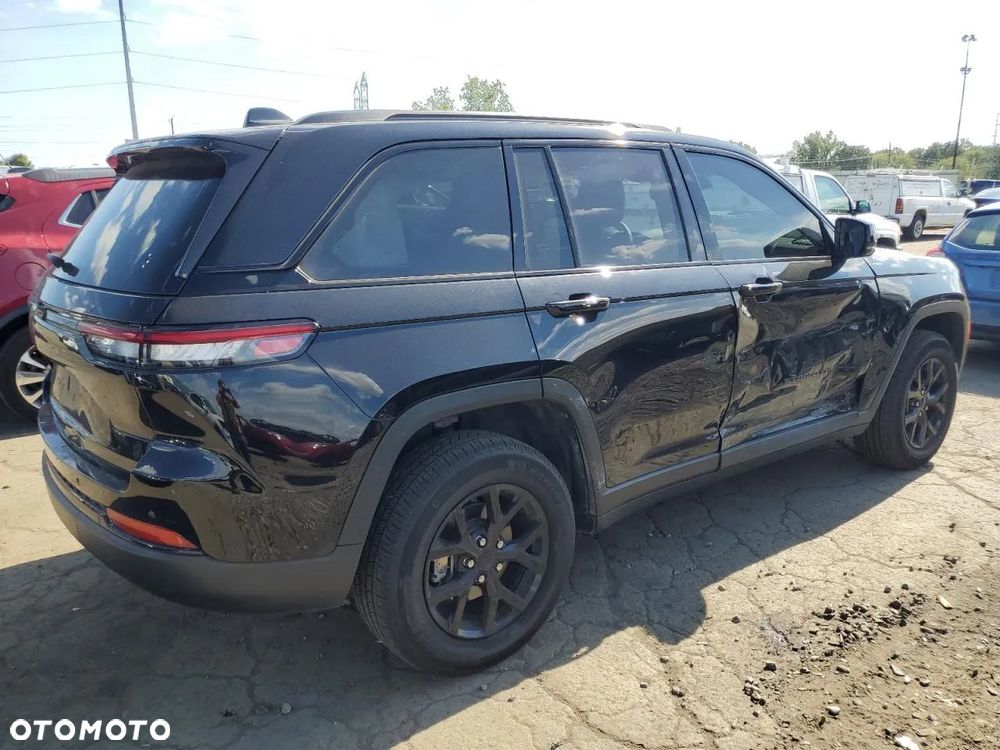 Jeep Grand Cherokee - 4