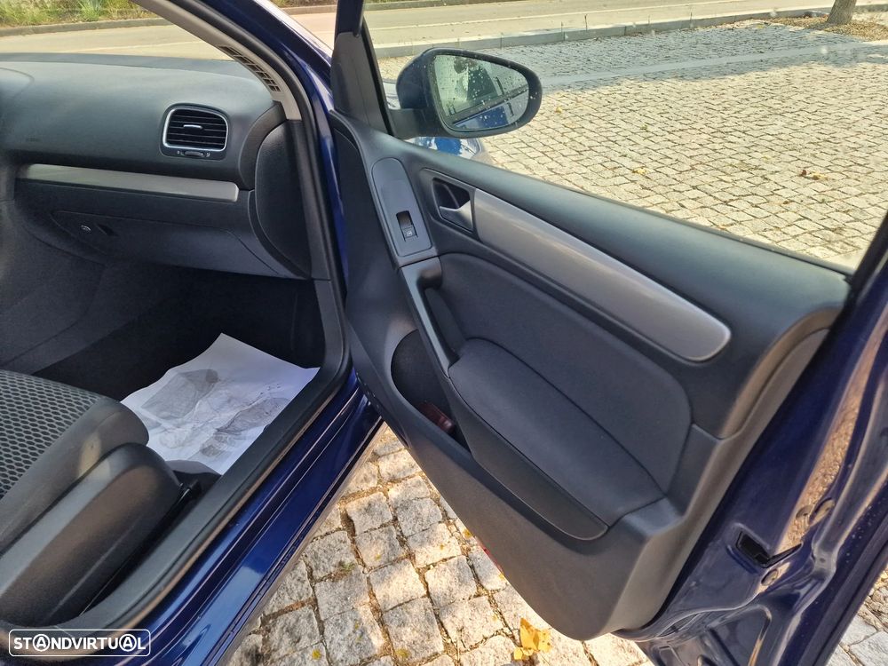 VW Golf 1.6 TDi Style - 13