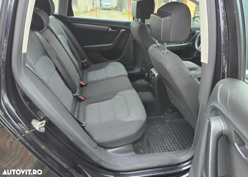 Volkswagen Passat Variant 2.0 TDI DSG BlueMotion Technology Comfortline - 11