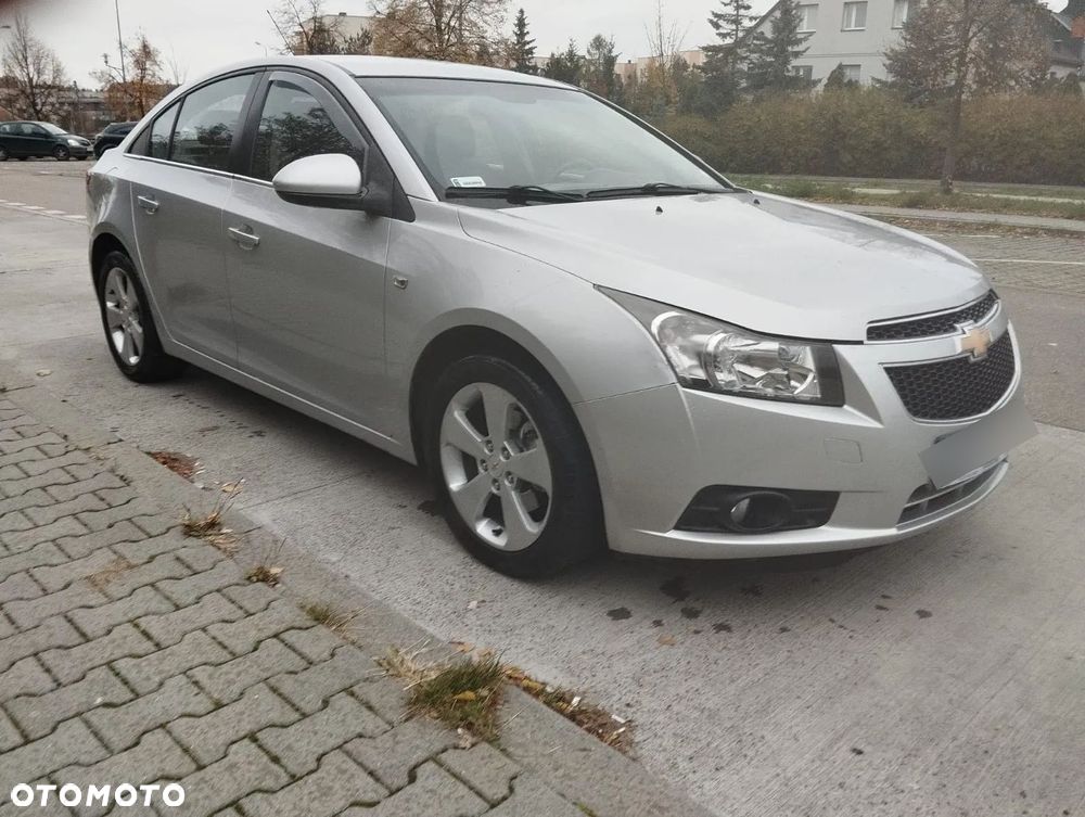 Chevrolet Cruze 1.6 LT+ - 22