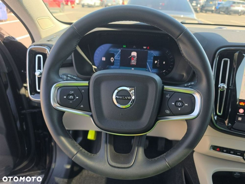 Volvo XC 40 B5 AWD Ultimate Dark - 8