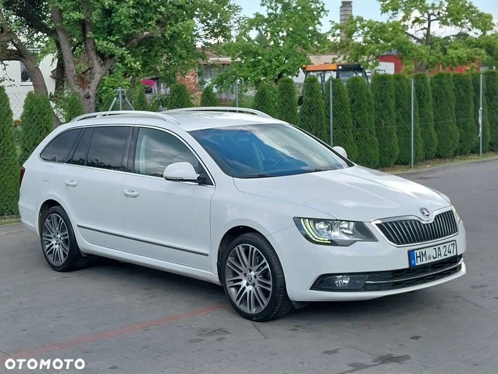 Skoda Superb 2.0 TDI Elegance DSG - 6