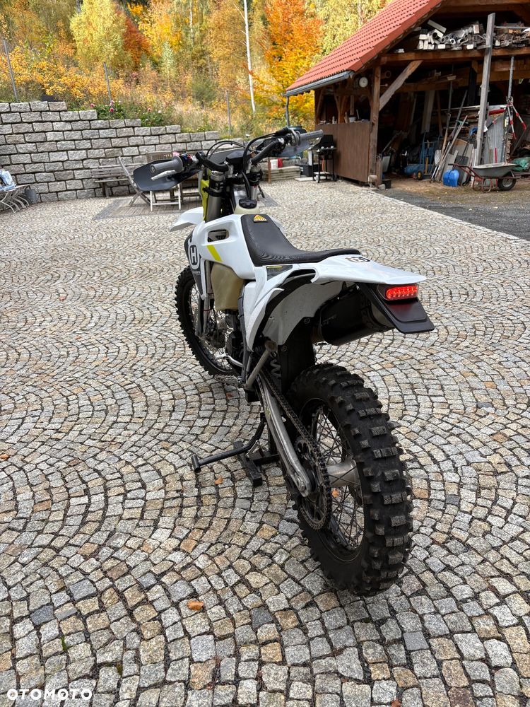 Husqvarna FE - 8