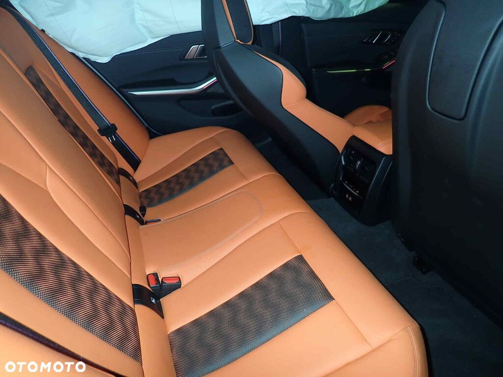 BMW M3 Competition M xDrive - 9