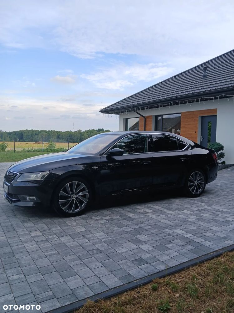 Skoda Superb 2.0 TDI DSG L&K - 19