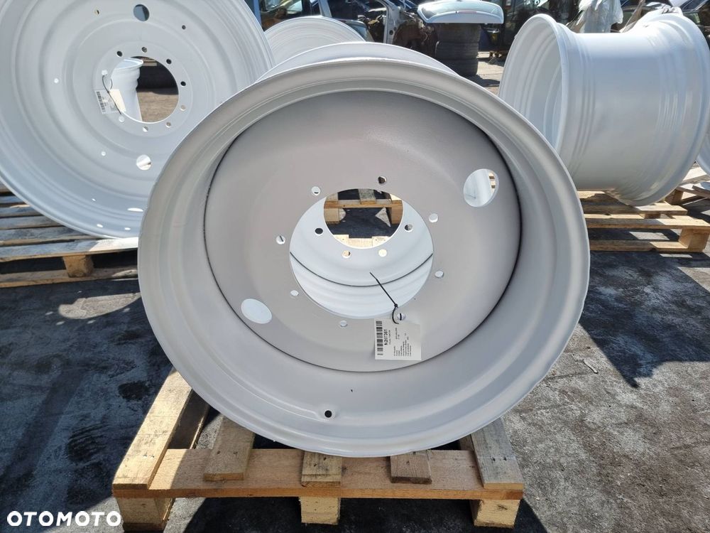 FELGA TRAKTOR NEW HOLLAND T7.185 T7 2013 - 8