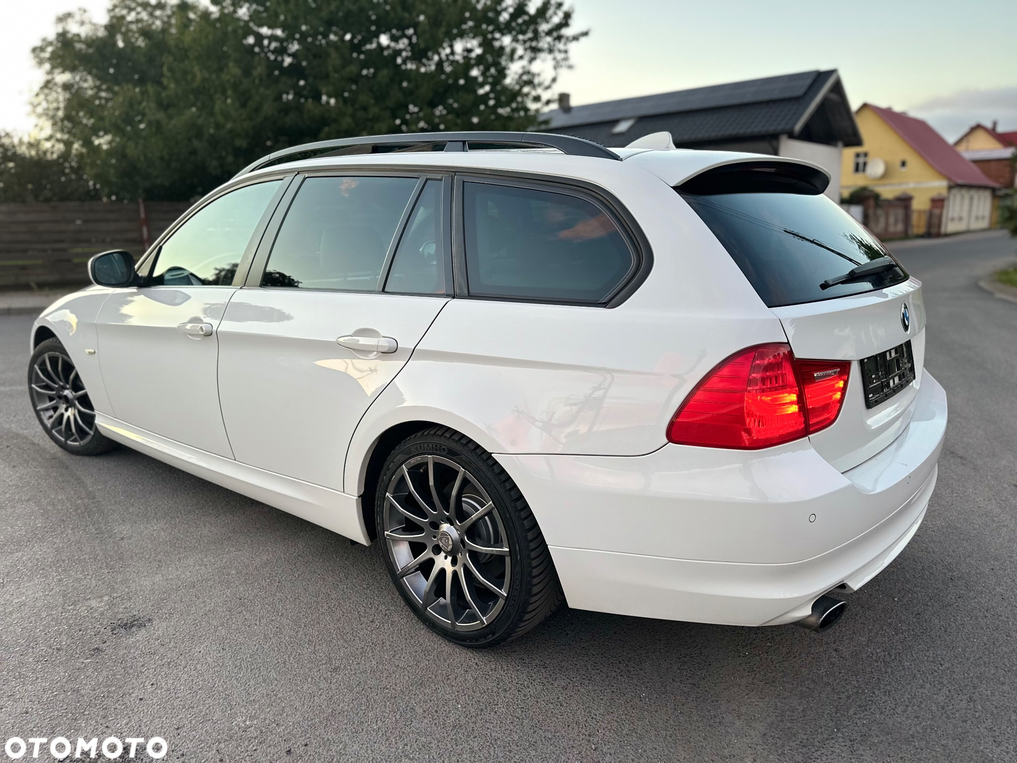 BMW Seria 3 320i Touring - 7